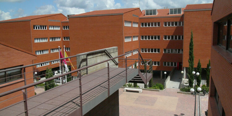 La Facultad de Bellas Artes de la UCLM celebra un seminario sobre imágenes no visuales