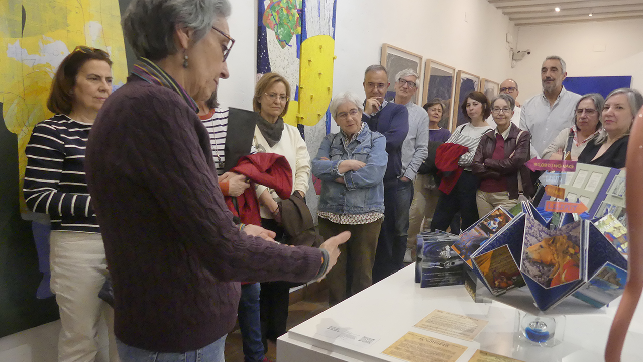 La Fundación Antonio Pérez presenta una exposición de libros de artista basados en los cuentos clásicos