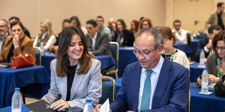 La Junta apuesta por la cooperación autonómica y la innovación financiera para reforzar la gestión pública y el acceso a la vivienda