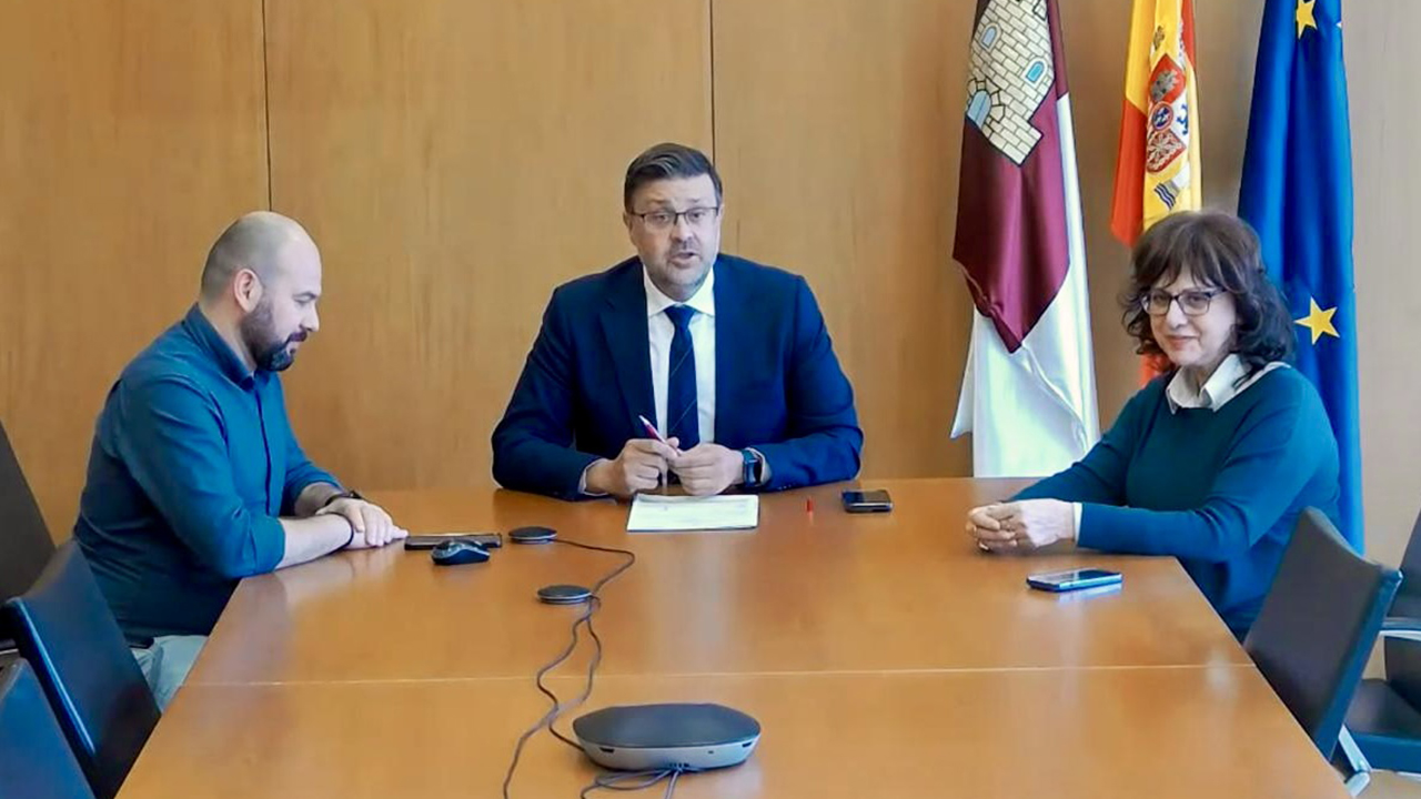 La Junta forma a más de 8.000 docentes en riesgos y emergencias de protección civil