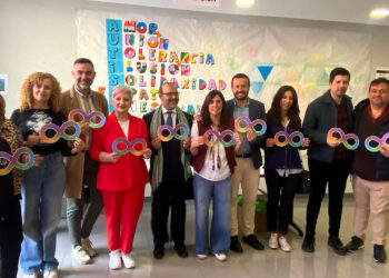 La Junta refuerza su apoyo a las personas con autismo con nuevas plazas públicas en el centro de día de APANAG en Guadalajara