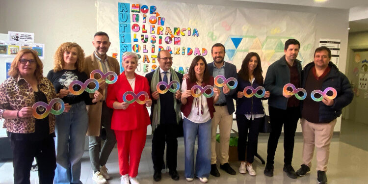 La Junta refuerza su apoyo a las personas con autismo con nuevas plazas públicas en el centro de día de APANAG en Guadalajara