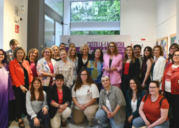 La Junta visibiliza la realidad lésbica y aboga por desterrar los estereotipos que discriminan doblemente a las mujeres lesbianas