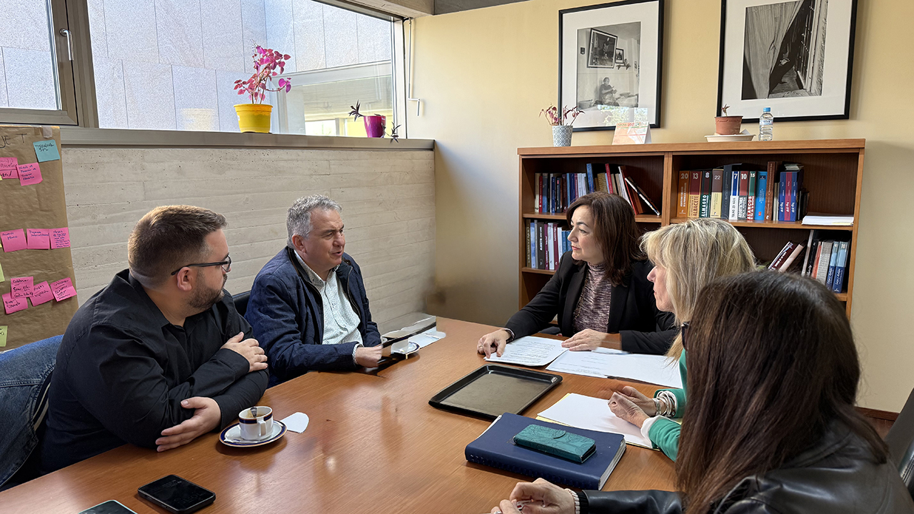 La Junta y la ONCE impulsarán actuaciones orientadas a garantizar la igualdad de oportunidades del alumnado con discapacidad visual