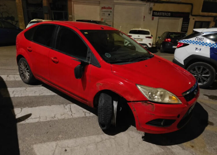 La Policía Local de Cuenca localiza al conductor fugado tras un accidente en Camino Cañete