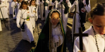 La altísima participación, especialmente de niños y jóvenes, y el buen tiempo, marcan la Semana Santa de 2026 en Cuenca