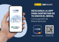 A partir de mañana, cualquier ciudadano podrá utilizar el DNI digital en el teléfono móvil, mediante la aplicación MiDNI, como medio válido de identificación legal. Las entidades públicas y privadas estarán obligadas a aceptar MiDNI, tras el periodo de doce meses marcado en la Disposición Transitoria Tercera del Real Decreto 255/2025, de 1 de abril, para adoptar las medidas necesarias para el buen funcionamiento de la versión digital del DNI. El formato digital, mediante la aplicación MiDNI, permite la acreditación presencial de ciudadanos españoles, con las máximas garantías de seguridad, así como verificar la autenticidad de las credenciales de otros ciudadanos. Con el DNI en el móvil se podrá, entre otras cosas, acreditar presencialmente la identidad (siempre y cuando haya una conexión de datos), establecer cualquier tipo de relación jurídica, acreditar la identidad en trámites presenciales ante notarios, ante la administración o llevar a cabo trámites administrativos en Universidades y Centros Docentes (tanto públicos como privados), acreditar la mayoría de edad, formalizar seguros de cualquier tipo, registrarse en un hotel, alquilar un vehículo, comprar entradas o billetes nominativos que requieran identificar al titular interesado, realizar transacciones comerciales presenciales en las que se requiera un DNI en vigor o acreditar la identidad del interesado, realizar un control de acceso a edificios, acceder a diferentes locales de espectáculo (cines, teatros, conciertos, etc.), recogida de paquetería (Correos, mensajerías, …) o retirar medicamentos en farmacias. Para obtener el DNI digital es necesario tener el DNI físico vigente, registrarse y activarlo. El registro se puede realizar en Internet mediante la web https://www.midni.gob.es, en los Puntos de Actualización de Documentación instalados en las Comisarías de la Policía Nacional, en las Unidades de Documentación y en los más de 300 ayuntamientos que cuenten con un PAD. Para activar el DNI digital es necesario descargar la aplicación, introducir los números de DNI y de soporte, crear una contraseña e introducir el código de verificación que se recibe mediante SMS. Tras el registro y descarga de la aplicación será posible virtualizar el DNI. MiDNI no guarda los datos de identidad del ciudadano, sino que a través de ella se consulta en tiempo real a la unidad de gestión del DNI. En caso de que el documento esté extraviado perdido o haya sido sustraído, el ciudadano puede anular la versión digital denunciándolo ante la Policía Nacional. MiDNI ofrece tres opciones en función de los datos que necesitemos mostrar: • DNI EDAD, que mostrará la fotografía, el nombre y la mayoría de edad; • DNI SIMPLE, que reflejará la fotografía, el nombre, apellidos, el sexo y validez de DNI, • DNI COMPLETO, que muestra todos los datos del documento físico. Una vez elegido el nivel de información solicitado, la aplicación genera un código QR que se muestra en la pantalla del teléfono del titular del DNI. Es un código generado por Policía Nacional, lo que asegura que los datos son auténticos en ese mismo momento, que permanecerá visible durante un corto período de tiempo para facilitar la verificación. Pasado este período, perderá su validez y será necesario generar un nuevo código. El código QR generado puede ser escaneado por cualquier otro dispositivo en el que haya sido instalada la aplicación MiDNI o desde el verificador QR disponible en la web www.midni.gob.es. Al escanearlo, aparecerá en la pantalla del usuario verificador los datos del ciudadano en función de la opción elegida. Estos datos permanecerán en pantalla durante un corto período de tiempo para permitir la verificación y no quedarán almacenados en el teléfono del verificador. 20 años de uno de los mayores avances de la historia del DNI Este mes de marzo se cumple el 20 aniversario de la implantación del DNI electrónico, que supuso la integración del Documento Nacional de Identidad en la transformación digital de la Administración española. El nuevo modelo DNI incorporó un chip criptográfico que permitió acreditar la identidad digital del ciudadano, firmar documentos electrónicamente con plena validez jurídica y acceder a servicios electrónicos de la Administración Pública. Fue uno de los avances más importantes en la historia del DNI, y numerosos expertos internacionales defendieron por entonces que el nuevo sistema de firma electrónica ofrecía las máximas garantías. Al mismo tiempo, situaban al documento de identificación español a la vanguardia mundial en seguridad tecnológica. Entró en funcionamiento en su fase piloto durante el mes de marzo de 2006 en la ciudad de Burgos, y posteriormente se implantó progresivamente en las demás provincias españolas. Sus inicios se remontan al siglo XIX Fue a partir del año 1800 cuando empezaron a crearse las cartas de seguridad, cédulas de identidad y pasaportes interiores. Las primeras ediciones no portaban fotografía, por lo que incluían una descripción física de su titular, y figuraba el precio pagado por el portador. En ocasiones, autorizaban a su titular a transitar por el interior del territorio español, pero sobre todo tenían carácter fiscal. Sin embargo, el Documento Nacional de Identidad en España se instauró oficialmente mediante el Decreto de 2 de marzo de 1944. Aunque la normativa nació ese año para centralizar la identificación de los ciudadanos y mejorar el control del censo, su implantación física no fue inmediata. El primer DNI se expidió el 20 de marzo de 1951 en la ciudad de Valencia. Inicialmente era obligatorio para determinados colectivos (hombres en determinadas profesiones y zonas) y progresivamente se extendió su obligatoriedad a toda la población. Este primer modelo de DNI, vigente hasta 1961, era de color verde e incluía datos como empleo y profesión, y distinguía entre cuatro categorías dependiendo de la situación económica del titular. Generalización y modernización (1962–1989) El segundo modelo de DNI fue de color azul. Durante estas décadas se consolidó como documento obligatorio para todos los españoles mayores de edad. Se fueron introduciendo mejoras en el formato y en las medidas de seguridad, incluyendo la incorporación de la fotografía plastificada y sistemas más seguros de impresión. Un hito relevante fue la evolución en el tratamiento de la identidad de la mujer, que dejó de figurar vinculada al nombre del marido, reflejando cambios sociales y legales hacia la igualdad jurídica. DNI informatizado (1990) En 1990 se introdujo el DNI informatizado, con la modernización de los procesos de expedición y la digitalización de datos, mejorando la gestión administrativa y reduciendo errores. No figuraba impresión dactilar y se incluyeron líneas de caracteres OCR. Tras los avances de 2006 con la creación del DNI electrónico, en 2015 se lanzó el DNI 3.0, que incorporó tecnología NFC (comunicación inalámbrica de corto alcance), permitiendo su uso con dispositivos móviles y facilitando la verificación de identidad de forma más ágil. DNI 4.0, adaptación a estándares europeos (2021) El DNIe 4.0, formato europeo, nació hace cinco años para cumplir con el Reglamento UE 2019/1157 del Parlamento Europeo y del Consejo de 20 de junio de 2019 sobre el refuerzo de la seguridad de los documentos de identidad de los ciudadanos de la Unión y a los miembros de sus familias que ejerzan su derecho a la libre circulación. En España tuvo su presentación el día 2 de junio de 2021 a cargo del ministro del Interior en la Comisaría de Policía Nacional de Móstoles (Madrid). Aparte de las medidas de seguridad que llevaba incorporada el DNI 3.0, se le añadió la bandera de la Unión Europea con las siglas del país que emite el documento y la indicación del título de Documento Nacional de Identidad en al menos otra lengua oficial de la Unión. App MiDNI (2025) En el marco del proceso de transformación digital de la identidad electrónica impulsado por la Administración Pública y, en particular, dentro del Plan de Identidad Digital de la Policía Nacional, el 2 de abril de 2025 se lanzó oficialmente la aplicación MiDNI. Esta herramienta permite generar en el teléfono móvil de forma segura, un código QR temporal que, tras su lectura, permite mostrar los datos de identidad y facilita la acreditación presencial de la identidad digital con plena validez jurídica en España. El usuario puede seleccionar el nivel de datos que desea compartir en función de cada situación, reforzando así la protección de su privacidad, mientras que su identidad queda fehacientemente acreditada mediante la generación de códigos QR seguros firmados por la Policía Nacional.