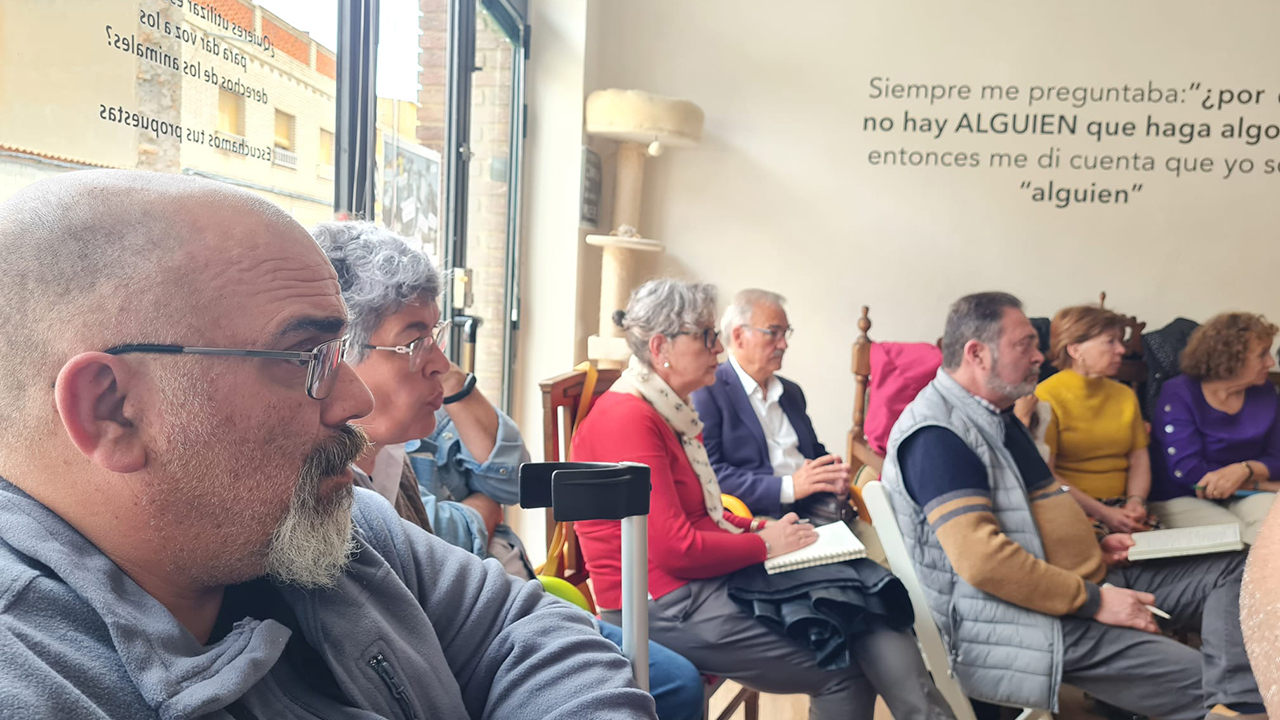 Las plataformas ciudadanas de Castilla-La Mancha se organizan para plantar cara a la expansión masiva de macroplantas de biometano en la región