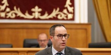 Martín-Buro pedirá explicaciones en las Cortes sobre la actividad real del nuevo servicio de Cirugía Plástica del Hospital Universitario de Cuenca