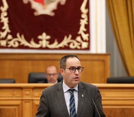 Martín-Buro pedirá explicaciones en las Cortes sobre la actividad real del nuevo servicio de Cirugía Plástica del Hospital Universitario de Cuenca