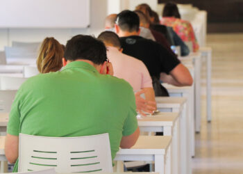 Más de 15.600 aspirantes están admitidos este fin de semana en nuevas pruebas de la OPE del SESCAM, con la categoría de celador como la más numerosa