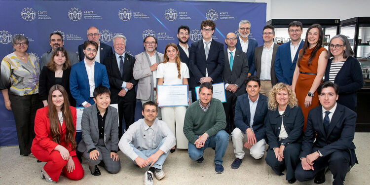 Premio nacional para la Politécnica de Cuenca un alumno diseña la tecnología de los nuevos satélites