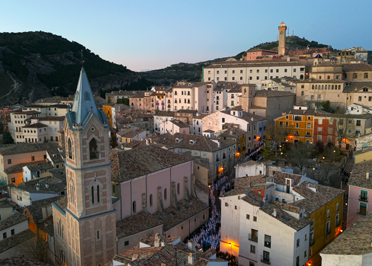 Vídeo. Las salidas del Huerto, del Prendimiento y de La Amargura con San Juan Evangelista al vuelo