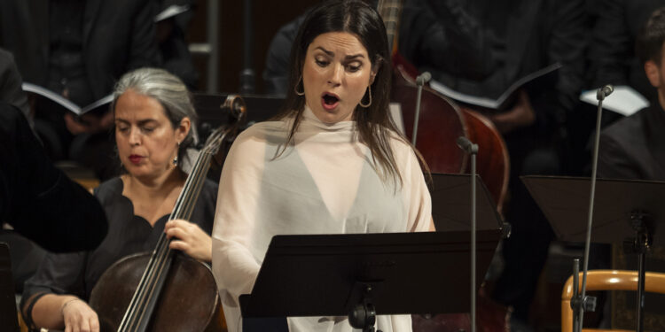 Solistas Orquesta y Coro de la Semana de Musica Religiosa hacen historia y justicia con Marianne von Martinez 1