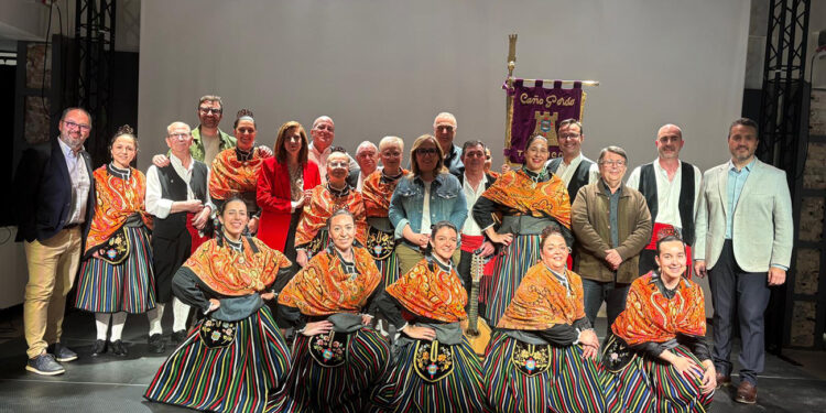 Tarancón acoge la presentación de la nueva Enciclopedia del Folclore que inmortaliza a grupos de Cuenca y Guadalajara