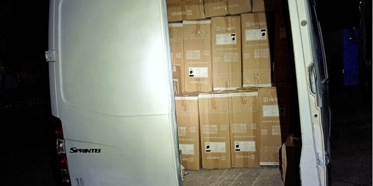 Un camionero frustra el saqueo de un vehículo pesado en el área de servicio de la A-3 en Zafra de Záncara