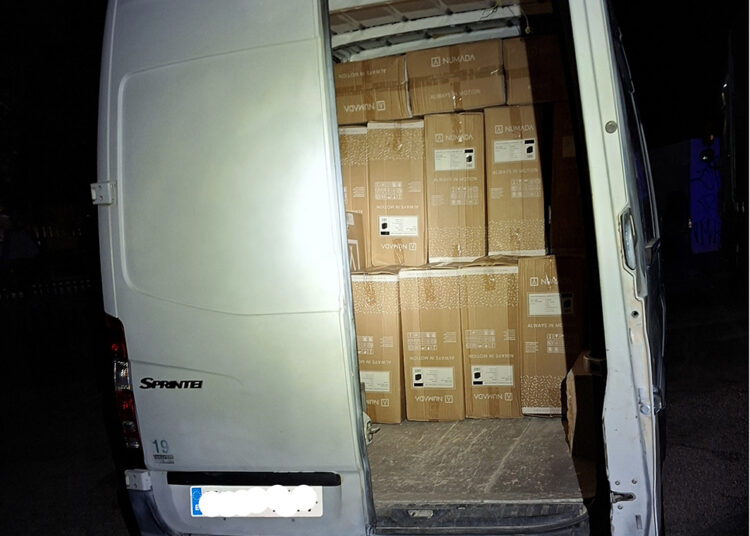 Un camionero frustra el saqueo de un vehículo pesado en el área de servicio de la A-3 en Zafra de Záncara