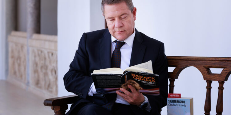 Un libro no es un contacto, es un trato