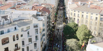 Vídeo 4K. Volamos el Jueves Santo de Cuenca con la música de Bacarisse