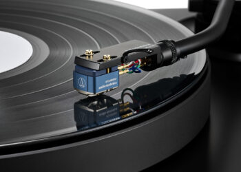 ¿Qué cápsula de giradiscos necesitas según tu vinilo y equipo de sonido?