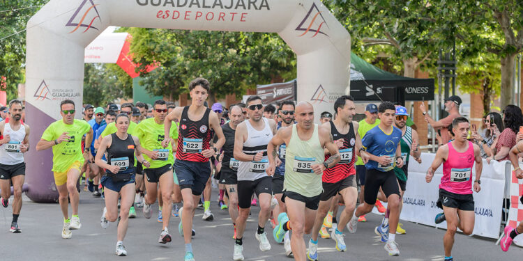 Cabanillas bate récords en su 14ª Carrera Popular 1 Cabanillas bate récords en su 14ª Carrera Popular