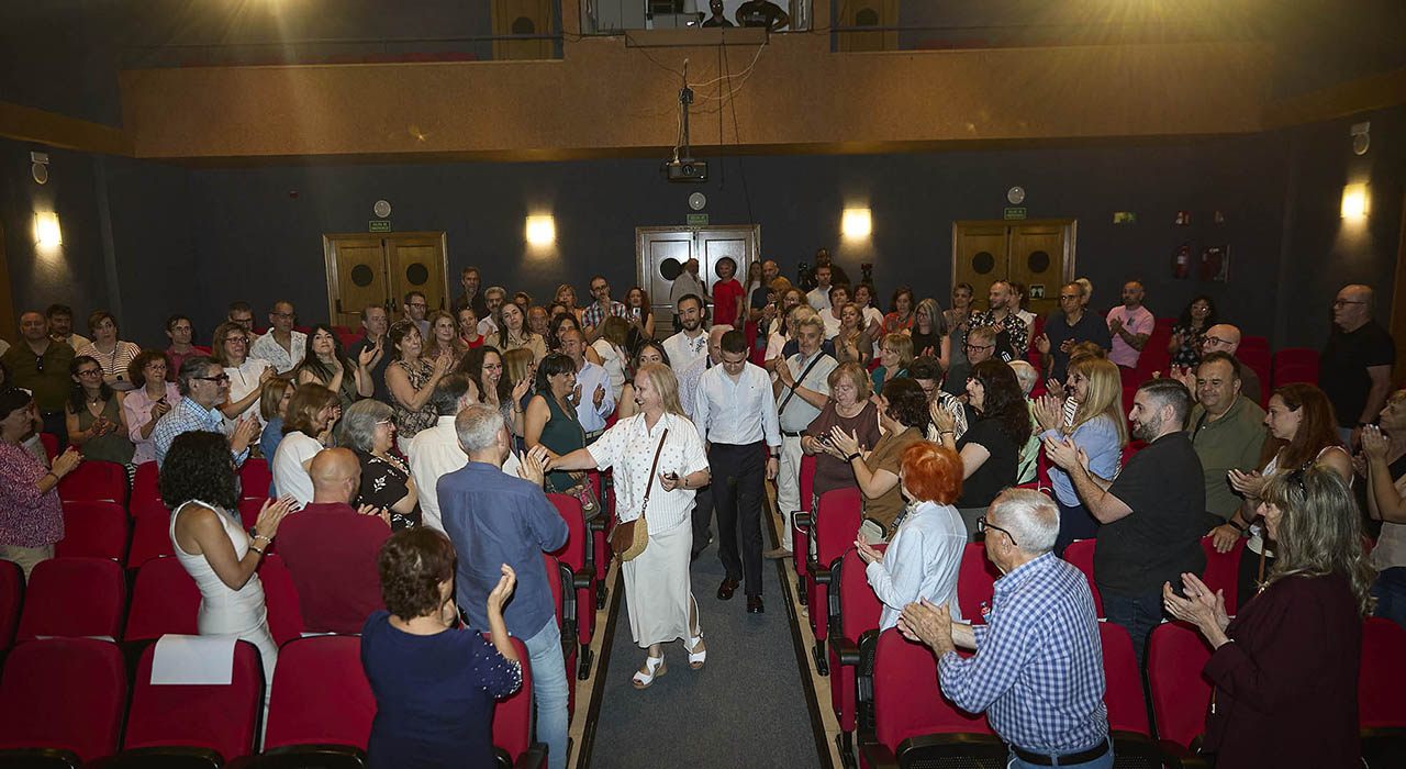 Cabanillas homenajea a Carmen Ordóñez en su jubilación 2 Cabanillas homenajea a Carmen Ordóñez en su jubilación