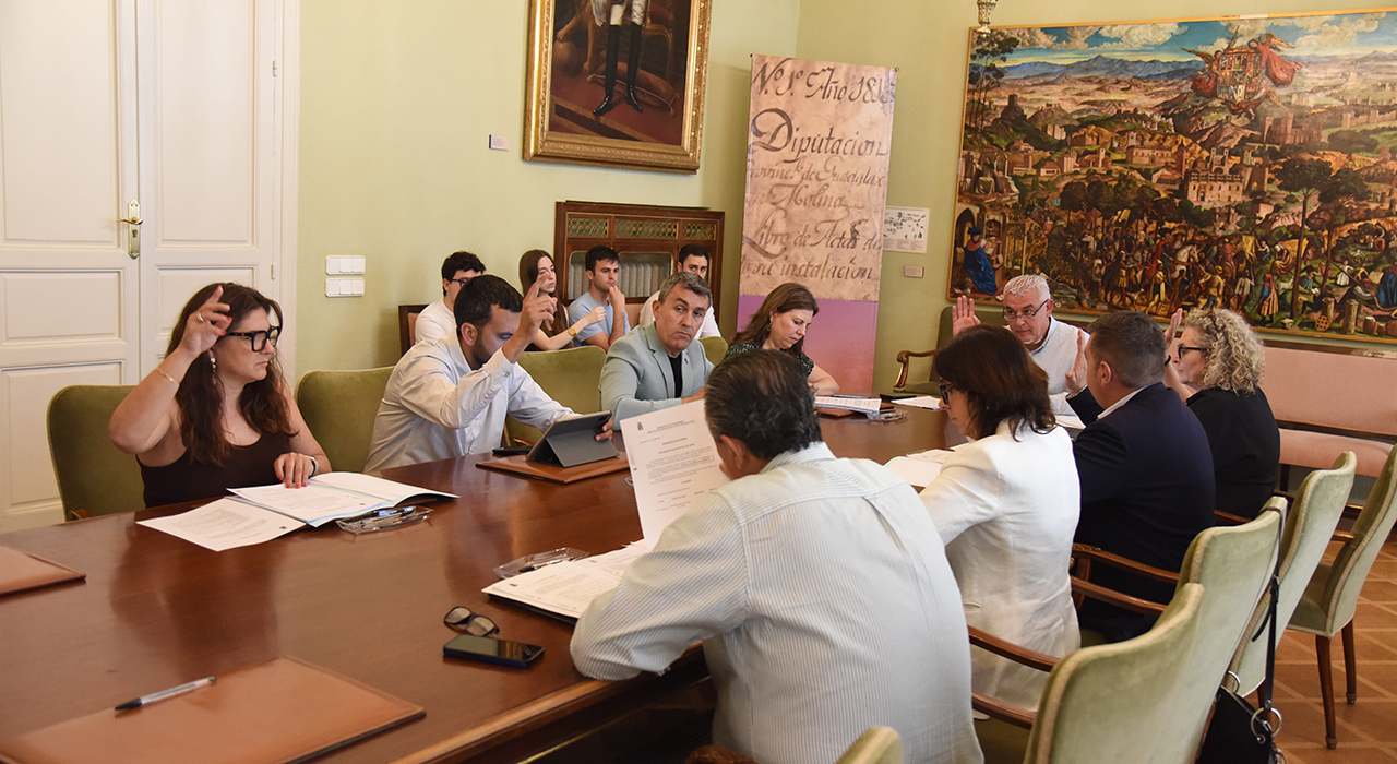 Cinco bibliotecas de Guadalajara reciben los premios 'Juana Quílez' por revitalizar la cultura rural 2 Cinco bibliotecas de Guadalajara reciben los premios 'Juana Quílez' por revitalizar la cultura rural