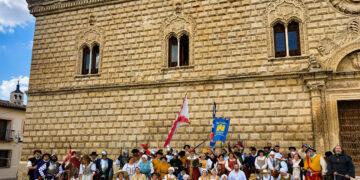 Cogolludo revive el Renacimiento entre historia, música y recreación en una multitudinaria VI Jornada Renacentista
