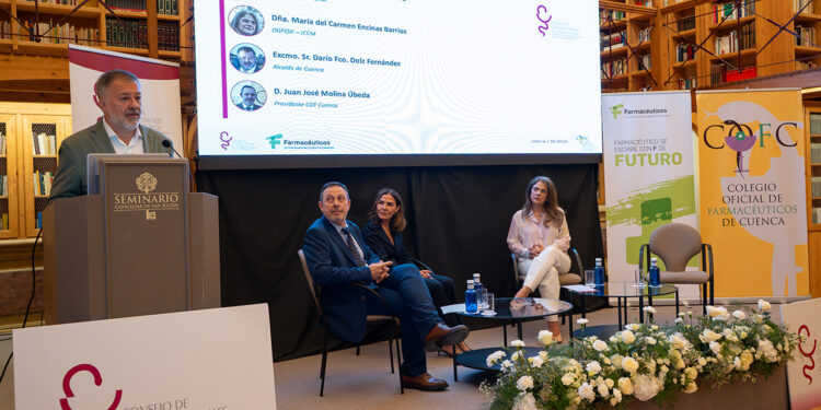 Cuenca acoge la jornada en la que COFCAM defiende el valor sanitario y económico de los Sistemas Personalizados de Dosificación 1 Cuenca acoge la jornada en la que COFCAM defiende el valor sanitario y económico de los Sistemas Personalizados de Dosificación