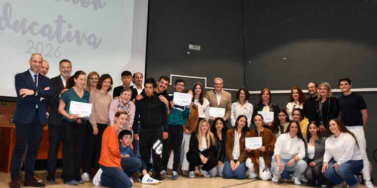 Cuenca premia el talento de su alumnado y reconoce a sus centros educativos en una doble gala con los galardones de 2025 y 2026