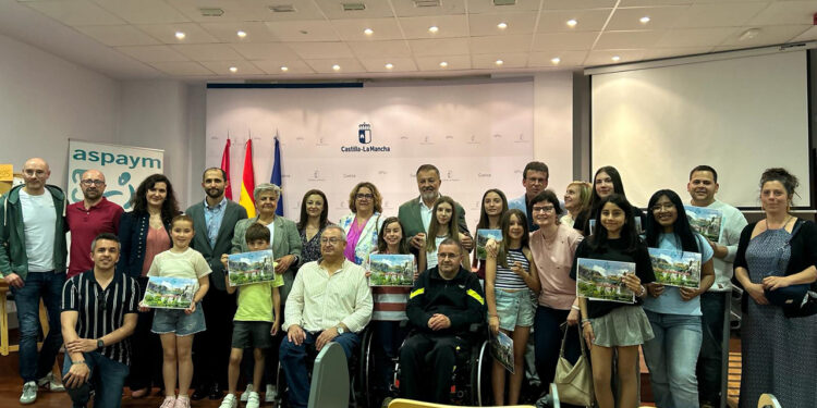 Dolz recalca cómo el Concurso de Dibujo de Aspaym sensibiliza en prevención de lesiones medulares entre el público infantil y juvenil 1 Dolz recalca cómo el Concurso de Dibujo de Aspaym sensibiliza en prevención de lesiones medulares entre el público infantil y juvenil