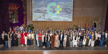 El Área Integrada de Guadalajara celebra el acto de homenaje y entrega de certificaciones a 65 nuevos especialistas que finalizan su formación como residentes