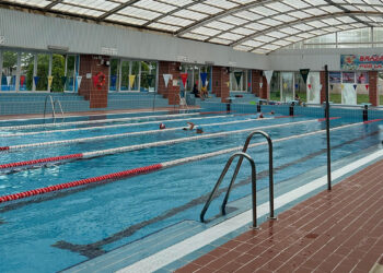 El Ayuntamiento de Tarancón lanza el plazo para inscribirse en los cursos de verano de la piscina municipal