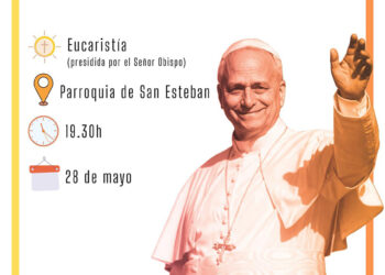 Las parroquias, grupos apostólicos y las delegaciones de Juventud y de Familia y Vida de la Diócesis de Cuenca ultiman los preparativos logísticos y pastorales ante la inminente llegada del Papa León XIV a España, prevista del 6 al 12 de junio. Con motivo de esta visita, el obispo de Cuenca, Mons. José María Yanguas, ha publicado una carta en la que invita a los fieles a prepararse espiritualmente para este acontecimiento. Mons. Yanguas, que asistirá a los actos oficiales junto al episcopado español, destaca en su escrito que tanto creyentes como no creyentes esperan del Santo Padre una palabra libre y esclarecedora que impulse la justicia, la amistad social y la paz en un mundo marcado por las tensiones y los conflictos. Como parte esencial de esta preparación espiritual, la Diócesis de Cuenca se ha unido a la cadena de oración por la visita del Papa León XIV. Entre las iniciativas programadas figura una Eucaristía especial presidida por el Obispo de Cuenca el próximo 28 de mayo, a las 19:30 horas, en la parroquia de San Esteban. Esta celebración, convocada bajo el lema del encuentro “Alzad la mirada (Jn 4,35)”, servirá como signo de comunión para toda la comunidad diocesana antes del viaje. Esta preparación espiritual se complementa con una intensa movilización en toda la diócesis, desde donde se prevé el desplazamiento de unas 800 personas, entre mayores, jóvenes, niños, familias y sacerdotes. Parroquias como El Salvador, San Fernando y San Román ya han completado varios autobuses, a los que se sumarán numerosos fieles que viajarán en vehículos particulares para asistir el domingo 7 de junio a la Misa y procesión del Corpus Christi. La mayoría regresará a primera hora de la tarde con el objetivo de participar posteriormente en la celebración del Corpus Christi en Cuenca. Por su parte, la Delegación de Juventud coordina una de las comitivas más numerosas, con cerca de 400 jóvenes inscritos procedentes de Cuenca capital, Tarancón, San Clemente, Mota del Cuervo y Huete. La expedición juvenil partirá el sábado 6 de junio en cinco autobuses para participar en el encuentro regional de Castilla-La Mancha en el Cerro de los Ángeles y en la vigilia de oración con el Papa. Al día siguiente participarán en la Misa presidida por el Santo Padre y en la posterior procesión del Corpus Christi. A este despliegue se suma también el grupo apostólico Católicos en Acción de Cuenca, que aportará más de un centenar de peregrinos. Su itinerario comenzará el sábado por la mañana con el gran encuentro de las diócesis de Castilla-La Mancha, donde varios jóvenes conquenses se integrarán en el coro junto a la Delegación de Juventud para participar en una jornada de Eucaristía, catequesis, testimonios y música. Por la tarde, el grupo se trasladará a la plaza de Lima para asistir a la vigilia presidida por el Pontífice. Ya el domingo 7 de junio, los peregrinos participarán en la Misa central en la plaza de Cibeles y en la posterior procesión del Corpus Christi, además de colaborar como voluntarios en la organización y desarrollo de los actos. Este viaje apostólico del Papa León XIV, que incluirá visitas a Madrid, Barcelona y las Islas Canarias (Santa Cruz de Tenerife y Las Palmas de Gran Canaria), se desarrolla bajo la invitación a centrar la fe en Jesucristo y a atender especialmente a quienes sufren.