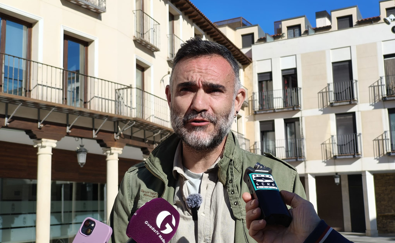El PSOE reclama a Guarinos que “rectifique, pida las ayudas para climatizar los colegios en el nuevo plazo que da la Junta y no dé la espalda al alumnado”