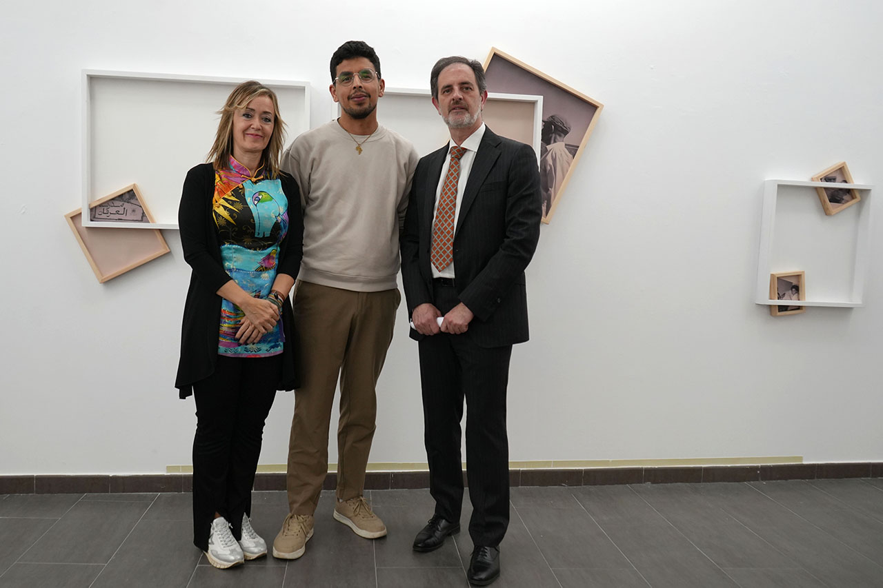 El artista Youssef Taki reflexiona sobre los límites de la imagen y la representación de los migrantes en la sala ACUA de Cuenca 2 El artista Youssef Taki reflexiona sobre los límites de la imagen y la representación de los migrantes en la sala ACUA de Cuenca