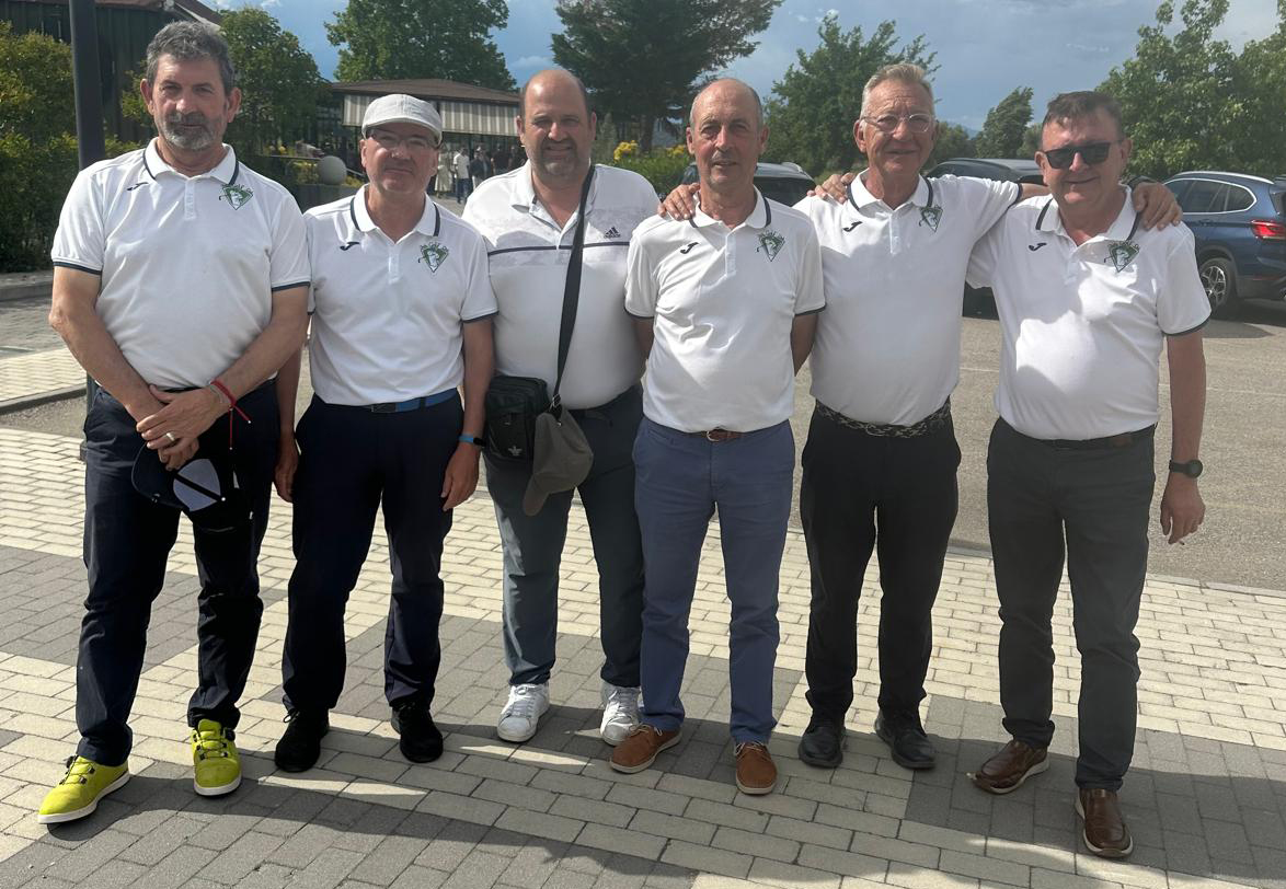 El equipo femenino y la cantera de Olalla Golf brillan en la región antes de su gran cita en Guadalajara
