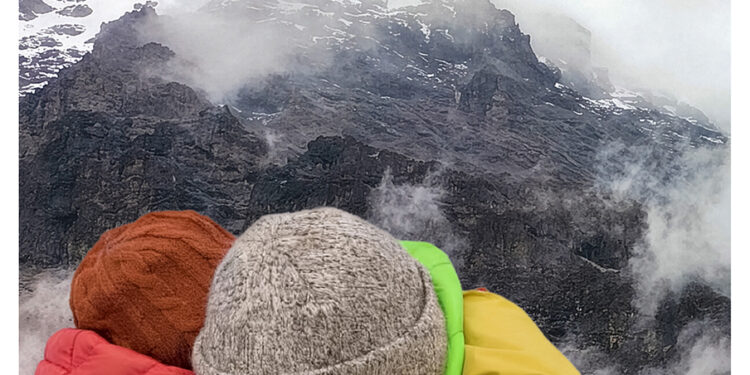 El reto vital de un paciente de sarcoma en el Kilimanjaro protagoniza el cine de verano de Estival Cuenca en la Plaza de la Merced 1 El reto vital de un paciente de sarcoma en el Kilimanjaro protagoniza el cine de verano de Estival Cuenca en la Plaza de la Merced