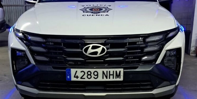 Fuga masiva en Cuenca la Policía Local requisa 40 botellas en un botellón en la zona de Antonio Machado