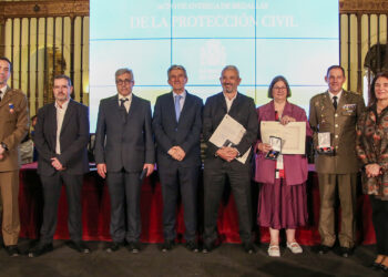 Guadalajara reconoce a sus referentes de emergencias: medallas a militares, sanitarios, técnicos y una edil de Sacedón por su papel en protección civil 1 Guadalajara reconoce a sus referentes de emergencias medallas a militares, sanitarios, técnicos y una edil de Sacedón por su papel en protección civil
