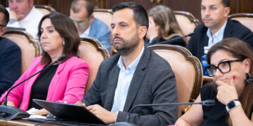 Héctor Gregorio: “La Diputación apoya al sector taurino, pero los pueblos tienen otras prioridades”