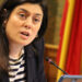 Jiménez: “El PSOE de Dolz vota en contra de devolver el importe de las tasas a los usuarios afectados por el cierre de la piscina Silvia Lara” 3 El Grupo Municipal Popular en el Ayuntamiento de Cuenca ha mostrado su "profunda indignación" tras el rechazo del equipo de Gobierno de Darío Dolz a la moción presentada por los populares que exigía compensaciones económicas y la reducción de tasas para los usuarios de la piscina Silvia Lara, cerrada desde abril por una grave avería. La presidenta del Grupo Popular, Bea Jiménez, ha calificado la postura del PSOE y sus socios como una "falta total de empatía y de sentido común", lamentando que obliguen a los vecinos a seguir pagando el 100% de una tasa por un servicio que no están recibiendo. "La naturaleza de un precio público implica que se paga por algo que se recibe. Mantener el cobro íntegro mientras la instalación está clausurada es, sencillamente, cobrar por un servicio fantasma", denunciaba. Durante el debate, además, los socialistas de Dolz han llegado incluso a proponer la retirada de la moción alegando que “todo está en marcha” y defendiendo que los problemas de clubes y usuarios ya estaban solucionados con las reubicaciones en otras instalaciones municipales. Un argumento que Bea Jiménez ha rechazado ya que tal y como ha recordado, “si todo estuviera solucionado, los clubes no seguirían denunciando la reducción de entrenamientos, la saturación de espacios y las dificultades que están sufriendo decenas de familias. El precedente de Obispo Laplana: el patrón de las promesas incumplidas Durante su intervención en el Pleno, Jiménez ha recordado que esta situación no es nueva y ha afeado al PSOE su alarmante falta de coherencia. “Hace apenas unos meses, el Grupo Popular trajo una moción exactamente igual para los usuarios del campo de fútbol Obispo Laplana. En aquel momento, el PSOE votó a favor y la moción se aprobó por unanimidad porque todos coincidimos en que cobrar por instalaciones en mal estado era injusto”, recordaba la líder popular. Sin embargo, Jiménez ha destapado que, desde entonces, el Gobierno de Dolz "no ha hecho absolutamente nada, ni compensaciones, ni devoluciones, ni información a los usuarios ni a los grupos políticos". Para la presidenta popular, el Ayuntamiento sigue un patrón muy claro ante las crisis, problema, reconocimiento, promesa de informes y, al final, ninguna solución". "Excusas burocráticas frente a problemas reales" Respecto a las justificaciones del equipo de Gobierno socialista sobre la supuesta elaboración de informes técnicos o la reubicación "parcial" de los nadadores en la piscina Luis Ocaña, Bea Jiménez ha sido tajante preguntando “¿dónde están esos informes?”. “Los usuarios siguen pagando igual y si el servicio no se presta en las condiciones por las que se cobra, no se puede cobrar lo mismo. Las reubicaciones son parches que solo han servido para saturar calles, recortar entrenamientos de clubes federados y mermar las escuelas municipales”. La también diputada nacional ha insistido en que la moción del PP solo pedía voluntad política para aplicar el artículo 4.9 de la propia Ordenanza Fiscal municipal, que permite bonificar las tasas ante fallos técnicos. "Nosotros no venimos a hacer informes, venimos a dar soluciones porque estamos en la calle, hablamos con los clubes y con las familias, y sabemos que hay niños entrenando peor por la dejadez de este Gobierno". "La cuestión hoy era muy simple; o se estaba del lado de los usuarios o del lado de seguir recaudando. El Partido Popular lo tiene claro y es que cuando un vecino paga, tiene derecho a recibir el servicio, y si no lo recibe, tiene derecho a ser compensado. No podemos pedir a los ciudadanos que entiendan los problemas del Ayuntamiento mientras éste sea incapaz de entender los problemas del día a día de los ciudadanos", concluía la presidenta popular.