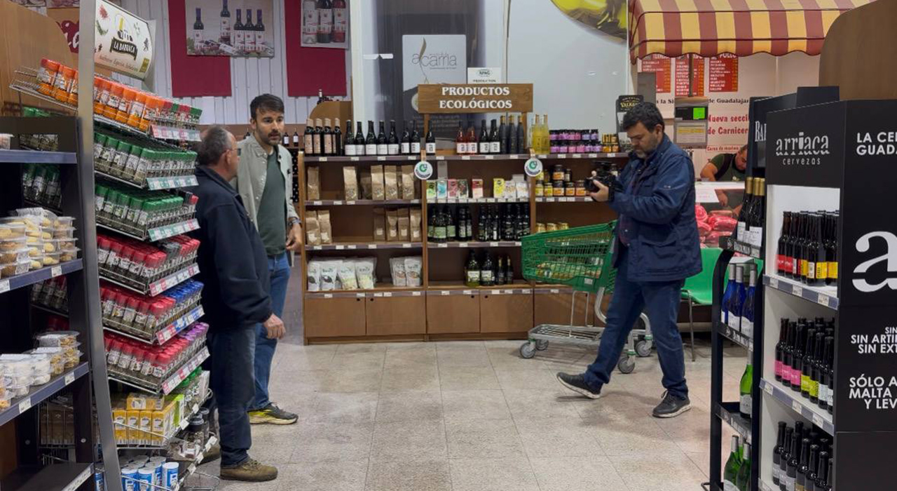 La Academia de Gastronomía rueda un documental sobre el espárrago verde de Guadalajara