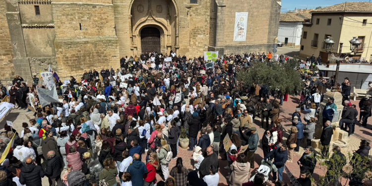 La Asociación Vecinal Campos del Paraíso Comunidad Rural exige a la Junta que “guarde en un cajón” la macroplanta de Ence en el municipio