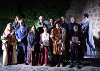 La Asociación de Damas y Caballeros de Pastrana recibe el Premio Juan de Padilla en Mascaraque