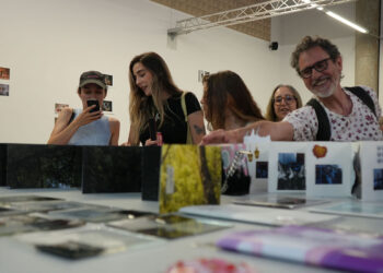 La Facultad de Bellas Artes de la UCLM se transforma en un espacio expositivo al completo por un día con una muestra abierta de su estudiantado