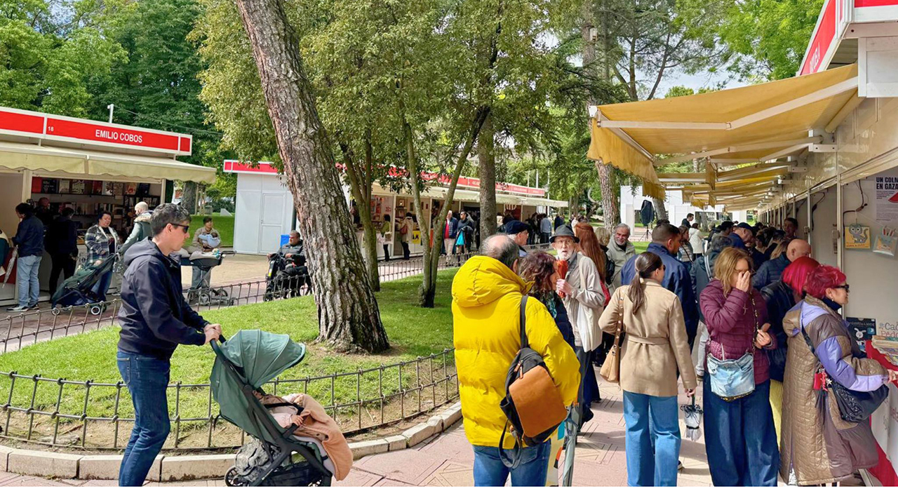 La Feria del Libro de Guadalajara supera los 10.500 visitantes con el Piano Meet-Up como uno de sus momentos más animados