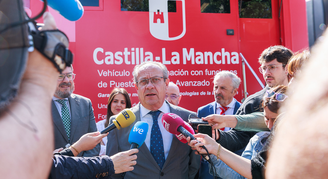 La Junta pone en marcha una red propia de comunicación satelital para garantizar la coordinación en emergencias 2 La Junta pone en marcha una red propia de comunicación satelital para garantizar la coordinación en emergencias