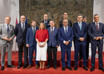 La Junta y las entidades financieras se comprometen a facilitar el acceso de los jóvenes a la vivienda