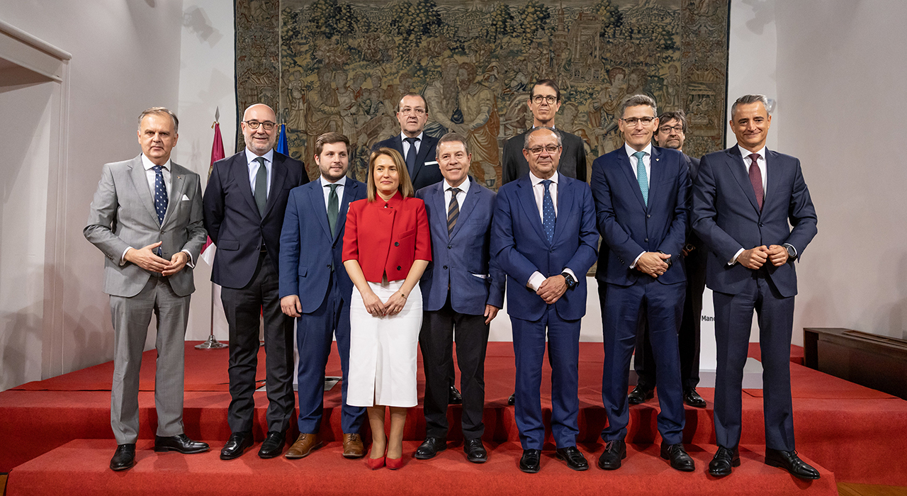 La Junta y las entidades financieras se comprometen a facilitar el acceso de los jóvenes a la vivienda 2 La Junta y las entidades financieras se comprometen a facilitar el acceso de los jóvenes a la vivienda